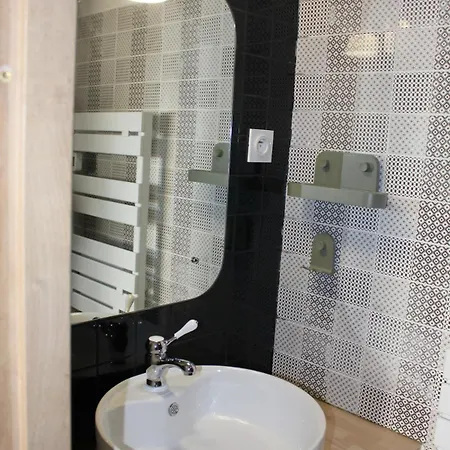 Chouette 2 Chambres, 6 Pers, Terrasse شقة لا بوربول